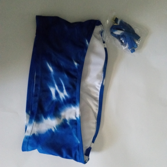 Bikini Top - Picture 2 of 2